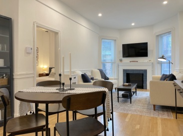 827 Boylston St., Boston, Massachusetts, 1 Bedroom Bedrooms, 4 Rooms Rooms,1 BathroomBathrooms,Residential Lease,For Rent,Boylston St.,73536755 827 Boylston St., Boston, Massachusetts, 1 Bedroom Bedrooms, 4 Rooms Rooms,1 BathroomBathrooms,Residential Lease,For Rent,Boylston St.,73536755