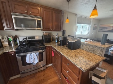 270 E St, Boston, Massachusetts, 2 Bedrooms Bedrooms, 4 Rooms Rooms,1 BathroomBathrooms,Residential Lease,For Rent,E St,73536756 270 E St, Boston, Massachusetts, 2 Bedrooms Bedrooms, 4 Rooms Rooms,1 BathroomBathrooms,Residential Lease,For Rent,E St,73536756