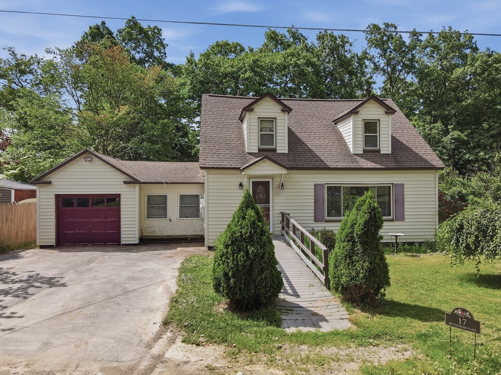 17 Buttonwood Place, Lunenburg, Massachusetts, 3 Bedrooms Bedrooms, 6 Rooms Rooms,1.5 BathroomsBathrooms,Residential,For Sale,Buttonwood Place,73536780