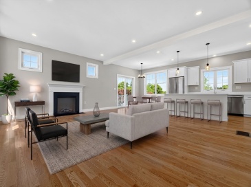 62 High Street, Stoneham, Massachusetts, 4 Bedrooms Bedrooms, 10 Rooms Rooms,2.5 BathroomsBathrooms,Residential,For Sale,High Street,73536752