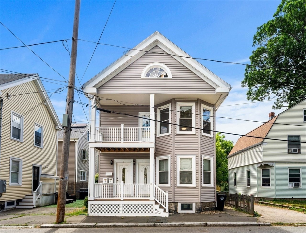 18 Cliff Street, Salem, Massachusetts, 6 Bedrooms Bedrooms, 12 Rooms Rooms,2 BathroomsBathrooms,Residential Income,For Sale,Cliff Street,73536806