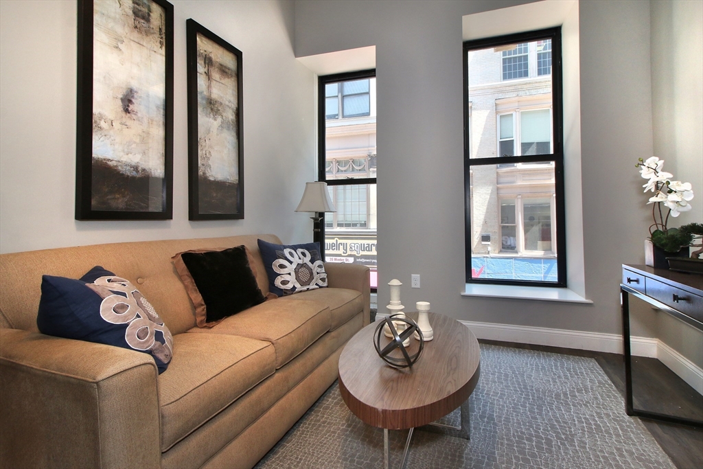 44 Winter St., Boston, Massachusetts, 2 Rooms Rooms,1 BathroomBathrooms,Residential Lease,For Rent,Winter St.,73536808