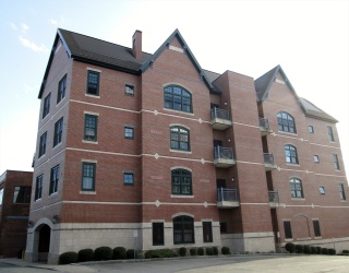 10 Winchester Place, Winchester, Massachusetts, 2 Bedrooms Bedrooms, 5 Rooms Rooms,2 BathroomsBathrooms,Residential Lease,For Rent,Winchester Place,73536880