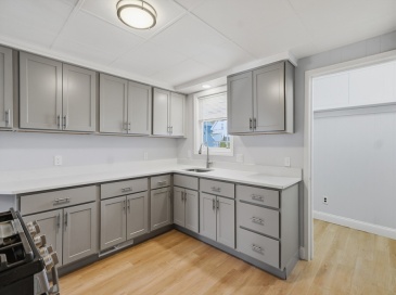 55 Addison Avenue, Lynn, Massachusetts, 2 Bedrooms Bedrooms, 8 Rooms Rooms,1 BathroomBathrooms,Residential,For Sale,Addison Avenue,73488600 55 Addison Avenue, Lynn, Massachusetts, 2 Bedrooms Bedrooms, 8 Rooms Rooms,1 BathroomBathrooms,Residential,For Sale,Addison Avenue,73488600