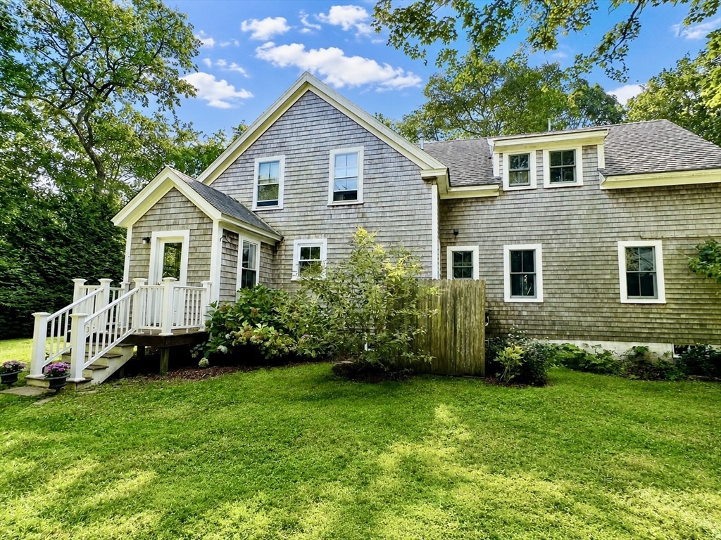 41 & 0 Cook Street, Tisbury, Massachusetts, 3 Bedrooms Bedrooms, 7 Rooms Rooms,2.5 BathroomsBathrooms,Residential,For Sale,Cook Street,73536989