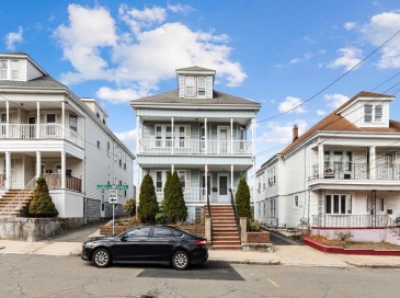 93-95 Faulkner St, Malden, Massachusetts, 6 Bedrooms Bedrooms, 12 Rooms Rooms,3 BathroomsBathrooms,Residential Income,For Sale,Faulkner St,73498996
