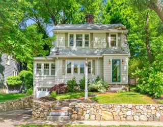 45 Pine Ridge Road, Arlington, Massachusetts, 3 Bedrooms Bedrooms, 8 Rooms Rooms,1.5 BathroomsBathrooms,Residential,For Sale,Pine Ridge Road,73536940