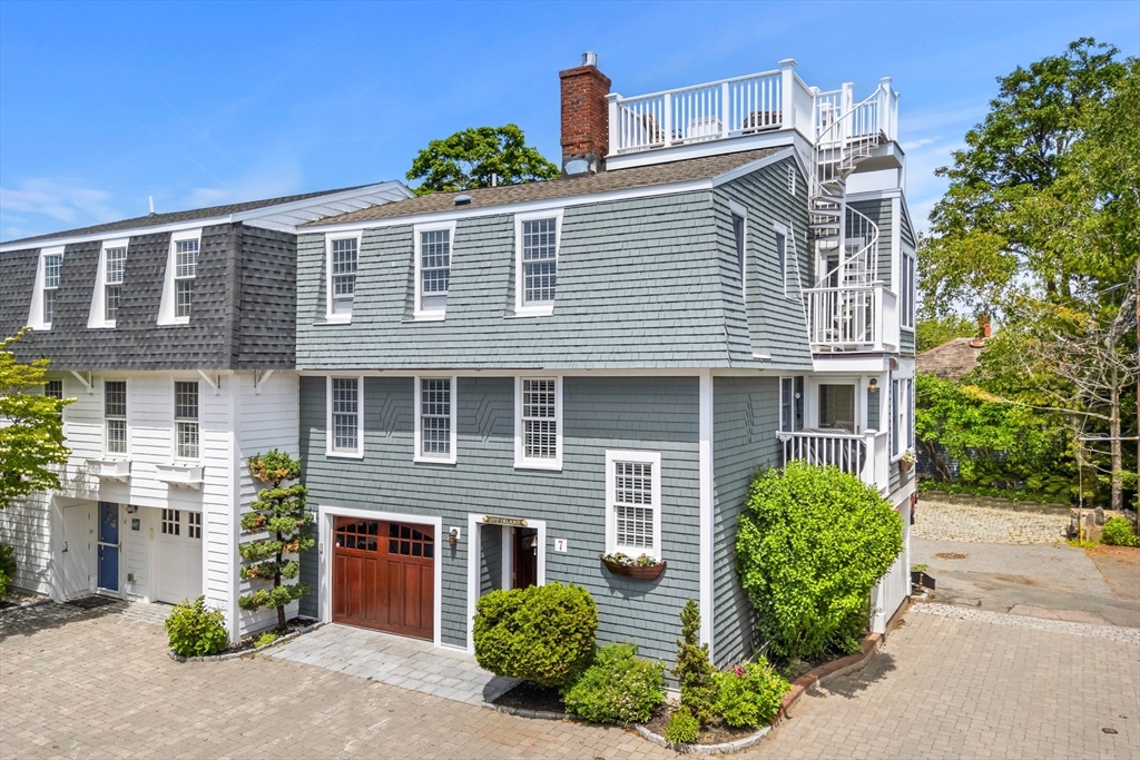 7 Fort Beach Way, Marblehead, Massachusetts, 3 Bedrooms Bedrooms, 6 Rooms Rooms,3 BathroomsBathrooms,Residential,For Sale,Fort Beach Way,73536960