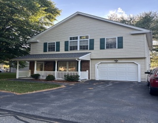 26 Ironwood Ln, Tewksbury, Massachusetts, 2 Bedrooms Bedrooms, 5 Rooms Rooms,1.5 BathroomsBathrooms,Residential,For Sale,Ironwood Ln,73537183