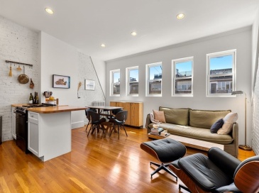 154 W Concord St, Boston, Massachusetts, 1 Bedroom Bedrooms, 3 Rooms Rooms,1 BathroomBathrooms,Residential,For Sale,W Concord St,73536800