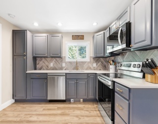 2 Park St, Westborough, Massachusetts, 2 Bedrooms Bedrooms, 5 Rooms Rooms,1 BathroomBathrooms,Residential,For Sale,Park St,73537192
