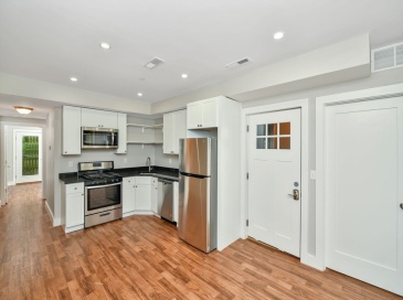 223-227 Washington Street, Boston, Massachusetts, 22 Bedrooms Bedrooms, 43 Rooms Rooms,9 BathroomsBathrooms,Residential Income,For Sale,Washington Street,73537287