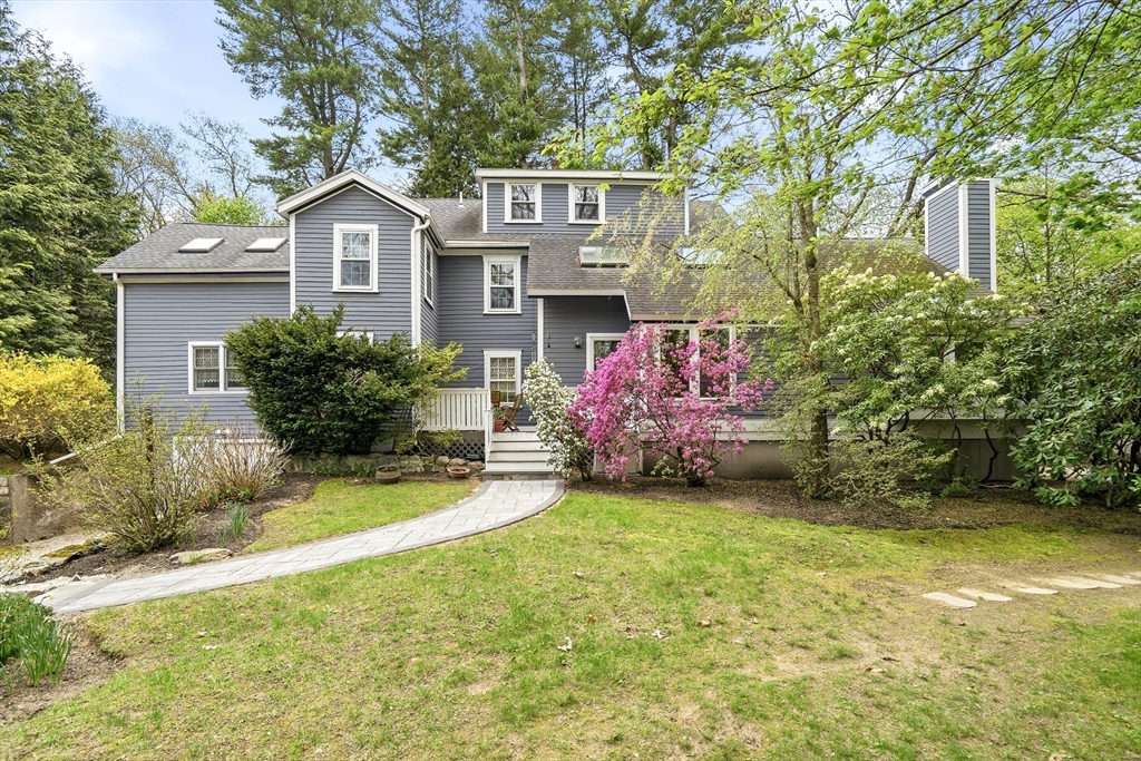 1333 Great Plain Ave, Needham, Massachusetts, 5 Bedrooms Bedrooms, 11 Rooms Rooms,2.5 BathroomsBathrooms,Residential,For Sale,Great Plain Ave,73528550