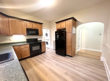 11 Jenison St., Newton, Massachusetts, 3 Bedrooms Bedrooms, 5 Rooms Rooms,2 BathroomsBathrooms,Residential Lease,For Rent,Jenison St.,73537334