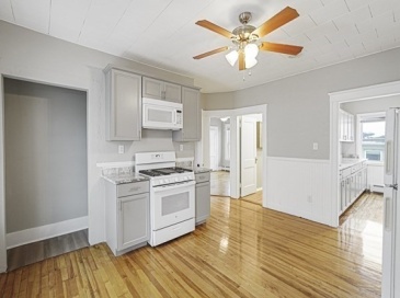 10 Ellsworth, Worcester, Massachusetts, 14 Bedrooms Bedrooms, 29 Rooms Rooms,5 BathroomsBathrooms,Residential Income,For Sale,Ellsworth,73537335