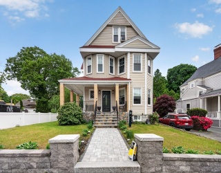 225 Grove St., Melrose, Massachusetts, 5 Bedrooms Bedrooms, 10 Rooms Rooms,3 BathroomsBathrooms,Residential,For Sale,Grove St.,73536999