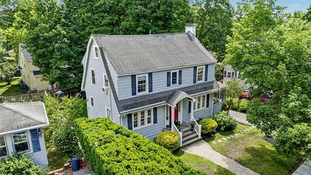 56 Daniel Street, Newton, Massachusetts, 5 Bedrooms Bedrooms, 8 Rooms Rooms,2 BathroomsBathrooms,Residential,For Sale,Daniel Street,73537365