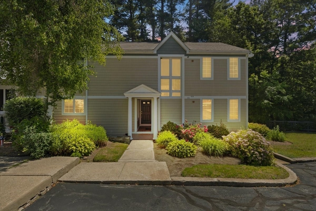 701 Winthrop Street, Taunton, Massachusetts, 3 Bedrooms Bedrooms, 5 Rooms Rooms,1.5 BathroomsBathrooms,Residential,For Sale,Winthrop Street,73536997