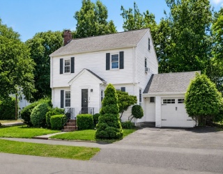 35 Craig Street, Milton, Massachusetts, 3 Bedrooms Bedrooms, 8 Rooms Rooms,1.5 BathroomsBathrooms,Residential,For Sale,Craig Street,73537274