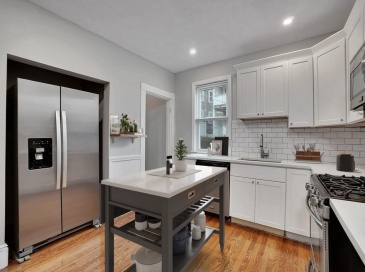 11 S Munroe Terrace, Boston, Massachusetts, 4 Bedrooms Bedrooms, 5 Rooms Rooms,2 BathroomsBathrooms,Residential Lease,For Rent,S Munroe Terrace,73537045