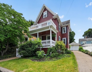 570 Eliot Street, Milton, Massachusetts, 3 Bedrooms Bedrooms, 8 Rooms Rooms,1.5 BathroomsBathrooms,Residential,For Sale,Eliot Street,73535732