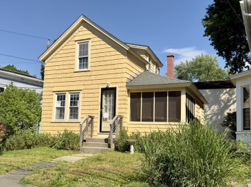 192 South St, Northampton, Massachusetts, 2 Bedrooms Bedrooms, 6 Rooms Rooms,1.5 BathroomsBathrooms,Residential,For Sale,South St,73536381 192 South St, Northampton, Massachusetts, 2 Bedrooms Bedrooms, 6 Rooms Rooms,1.5 BathroomsBathrooms,Residential,For Sale,South St,73536381