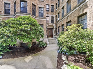 118 Riverway, Boston, Massachusetts, 1 Bedroom Bedrooms, 3 Rooms Rooms,1 BathroomBathrooms,Residential Lease,For Rent,Riverway,73537155 118 Riverway, Boston, Massachusetts, 1 Bedroom Bedrooms, 3 Rooms Rooms,1 BathroomBathrooms,Residential Lease,For Rent,Riverway,73537155