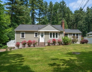 57 Marlboro Road, Sudbury, Massachusetts, 3 Bedrooms Bedrooms, 11 Rooms Rooms,2 BathroomsBathrooms,Residential,For Sale,Marlboro Road,73537071