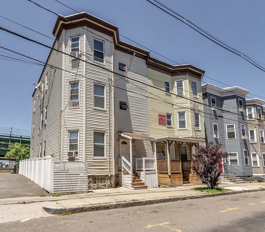 180 Chestnut Street, Chelsea, Massachusetts, 6 Bedrooms Bedrooms, 12 Rooms Rooms,3 BathroomsBathrooms,Residential Income,For Sale,Chestnut Street,73537163