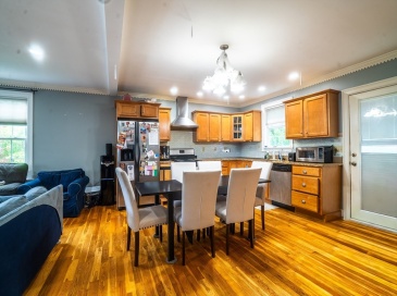 61 Carlisle St, Quincy, Massachusetts, 2 Bedrooms Bedrooms, 4 Rooms Rooms,2.5 BathroomsBathrooms,Residential Lease,For Rent,Carlisle St,73537420 61 Carlisle St, Quincy, Massachusetts, 2 Bedrooms Bedrooms, 4 Rooms Rooms,2.5 BathroomsBathrooms,Residential Lease,For Rent,Carlisle St,73537420