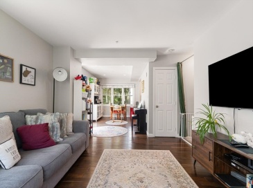 54 Crescent Ave, Boston, Massachusetts, 2 Bedrooms Bedrooms, 6 Rooms Rooms,1.5 BathroomsBathrooms,Residential,For Sale,Crescent Ave,73537427 54 Crescent Ave, Boston, Massachusetts, 2 Bedrooms Bedrooms, 6 Rooms Rooms,1.5 BathroomsBathrooms,Residential,For Sale,Crescent Ave,73537427