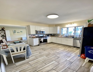 258 Belmont St, Watertown, Massachusetts, 3 Bedrooms Bedrooms, 5 Rooms Rooms,2 BathroomsBathrooms,Residential Lease,For Rent,Belmont St,73537097