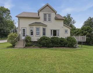 4 Drummond Avenue, Worcester, Massachusetts, 3 Bedrooms Bedrooms, 7 Rooms Rooms,1.5 BathroomsBathrooms,Residential,For Sale,Drummond Avenue,73536884