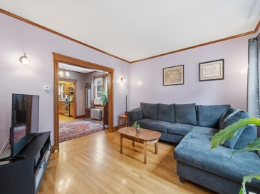 60-62 Cornell St, Boston, Massachusetts, 2 Bedrooms Bedrooms, 5 Rooms Rooms,1 BathroomBathrooms,Residential,For Sale,Cornell St,73537224