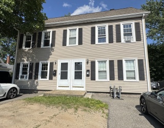 740-742 Main St, Weymouth, Massachusetts, 5 Bedrooms Bedrooms, 10 Rooms Rooms,3 BathroomsBathrooms,Residential Income,For Sale,Main St,73536885
