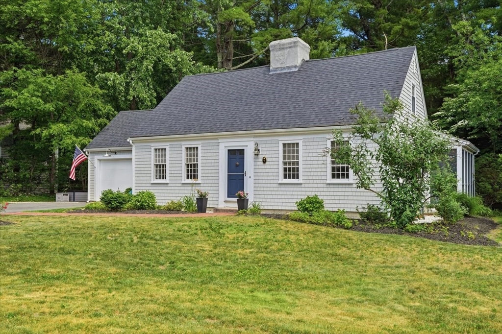 7 Amber Rd, Hingham, Massachusetts, 3 Bedrooms Bedrooms, 7 Rooms Rooms,1.5 BathroomsBathrooms,Residential,For Sale,Amber Rd,73537455