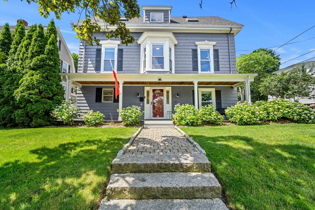 22 Beach Ave, Swampscott, Massachusetts, 4 Bedrooms Bedrooms, 7 Rooms Rooms,2.5 BathroomsBathrooms,Residential,For Sale,Beach Ave,73536893