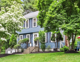 1 Castle Rd, Medway, Massachusetts, 4 Bedrooms Bedrooms, 8 Rooms Rooms,2.5 BathroomsBathrooms,Residential,For Sale,Castle Rd,73537466