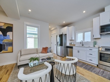 17 Macarthur Street, Somerville, Massachusetts, 2 Bedrooms Bedrooms, 3 Rooms Rooms,2 BathroomsBathrooms,Residential,For Sale,Macarthur Street,73536902