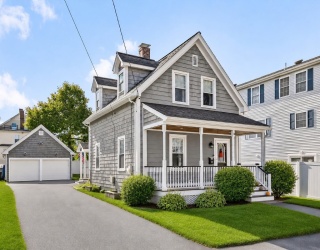 29 Ash Street, Waltham, Massachusetts, 3 Bedrooms Bedrooms, 6 Rooms Rooms,2 BathroomsBathrooms,Residential,For Sale,Ash Street,73537227