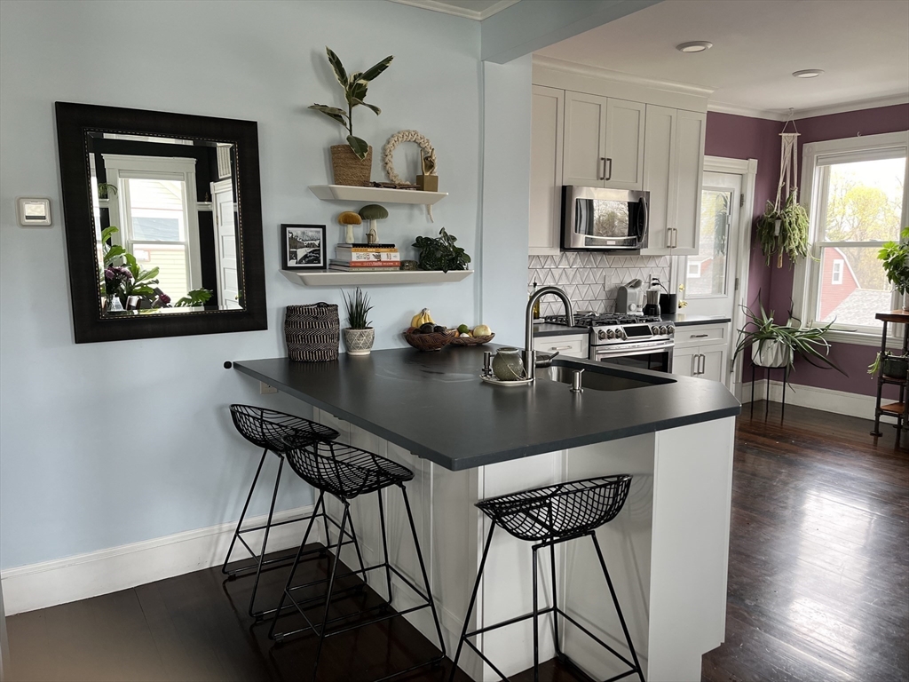 2145 Dorchester Ave, Boston, Massachusetts, 3 Bedrooms Bedrooms, 7 Rooms Rooms,2 BathroomsBathrooms,Residential Lease,For Rent,Dorchester Ave,73537467