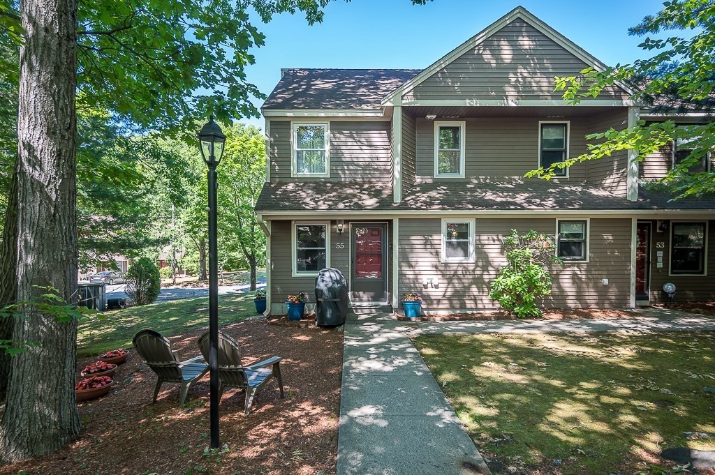 55 Mallard Dr, Fitchburg, Massachusetts, 2 Bedrooms Bedrooms, 5 Rooms Rooms,1.5 BathroomsBathrooms,Residential,For Sale,Mallard Dr,73537270