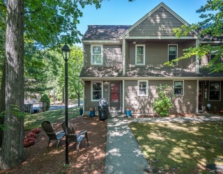 55 Mallard Dr, Fitchburg, Massachusetts, 2 Bedrooms Bedrooms, 5 Rooms Rooms,1.5 BathroomsBathrooms,Residential,For Sale,Mallard Dr,73537270