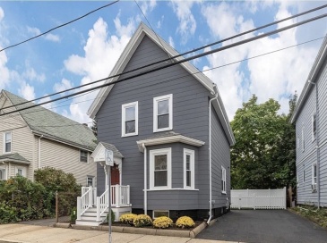 10 Williams Ave, Lynn, Massachusetts, 3 Bedrooms Bedrooms, 6 Rooms Rooms,1.5 BathroomsBathrooms,Residential,For Sale,Williams Ave,73537268 10 Williams Ave, Lynn, Massachusetts, 3 Bedrooms Bedrooms, 6 Rooms Rooms,1.5 BathroomsBathrooms,Residential,For Sale,Williams Ave,73537268