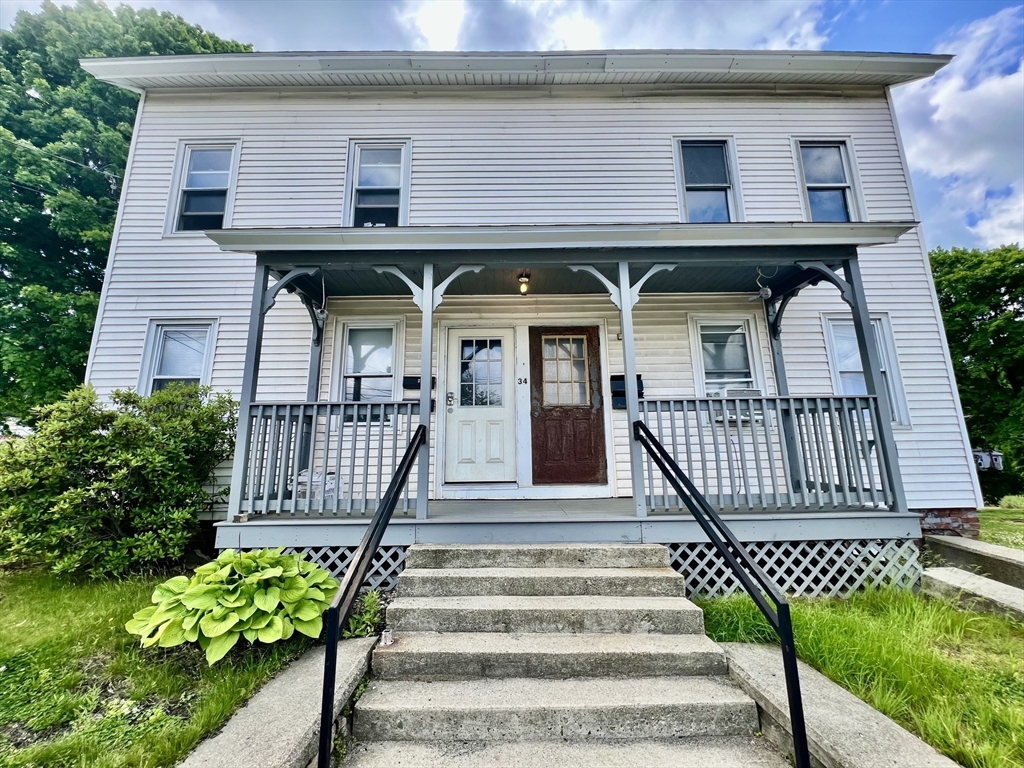 34 Worcester Rd, Charlton, Massachusetts, 2 Bedrooms Bedrooms, 6 Rooms Rooms,1 BathroomBathrooms,Residential Lease,For Rent,Worcester Rd,73537292