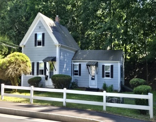365 Bolivar St, Canton, Massachusetts, 2 Bedrooms Bedrooms, 5 Rooms Rooms,1 BathroomBathrooms,Residential,For Sale,Bolivar St,73537310
