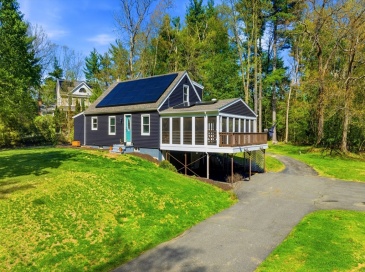 77 Carmody Rd, Hampden, Massachusetts, 3 Bedrooms Bedrooms, 8 Rooms Rooms,2.5 BathroomsBathrooms,Residential,For Sale,Carmody Rd,73515079