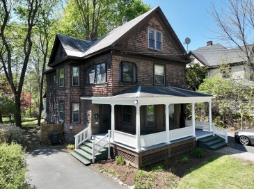 14-16 Abbott Street, Greenfield, Massachusetts, 4 Bedrooms Bedrooms, 10 Rooms Rooms,2 BathroomsBathrooms,Residential Income,For Sale,Abbott Street,73513368