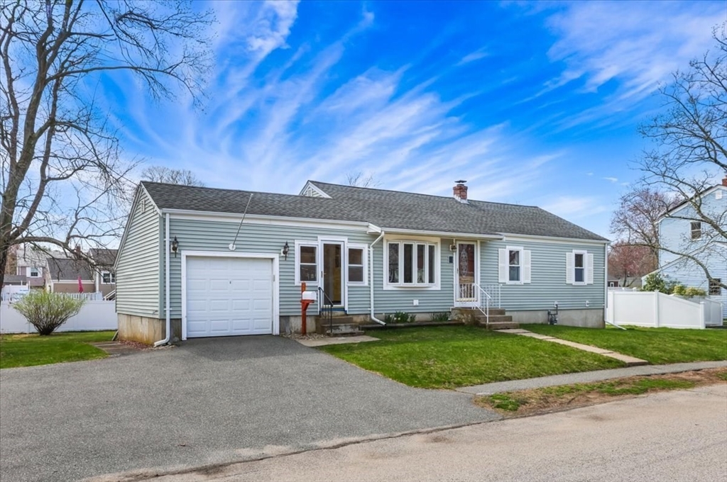 21 Gale Road, Weymouth, Massachusetts, 3 Bedrooms Bedrooms, 6 Rooms Rooms,2 BathroomsBathrooms,Residential,For Sale,Gale Road,73503510