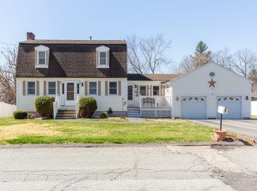 5 Cedar Grove Ave, Tyngsborough, Massachusetts, 3 Bedrooms Bedrooms, 6 Rooms Rooms,1.5 BathroomsBathrooms,Residential,For Sale,Cedar Grove Ave,73500938 5 Cedar Grove Ave, Tyngsborough, Massachusetts, 3 Bedrooms Bedrooms, 6 Rooms Rooms,1.5 BathroomsBathrooms,Residential,For Sale,Cedar Grove Ave,73500938